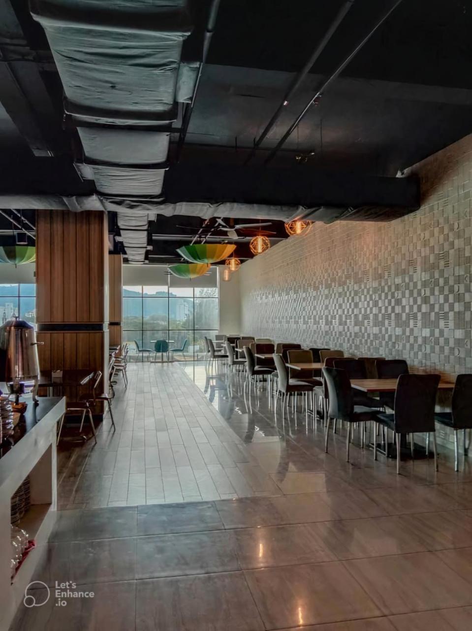 Langkasuka Express Hotel กัวห์ ภายนอก รูปภาพ
